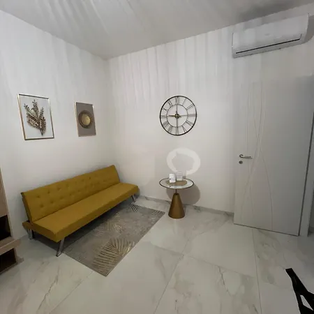 Lupo Luxury Pensión Bolonia