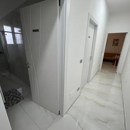Lupo Luxury Bolonia
