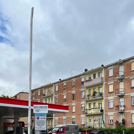 Pensjonat Lupo Luxury Bolonia