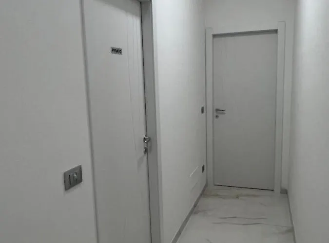 Lupo Luxury بيت ضيافة 4*