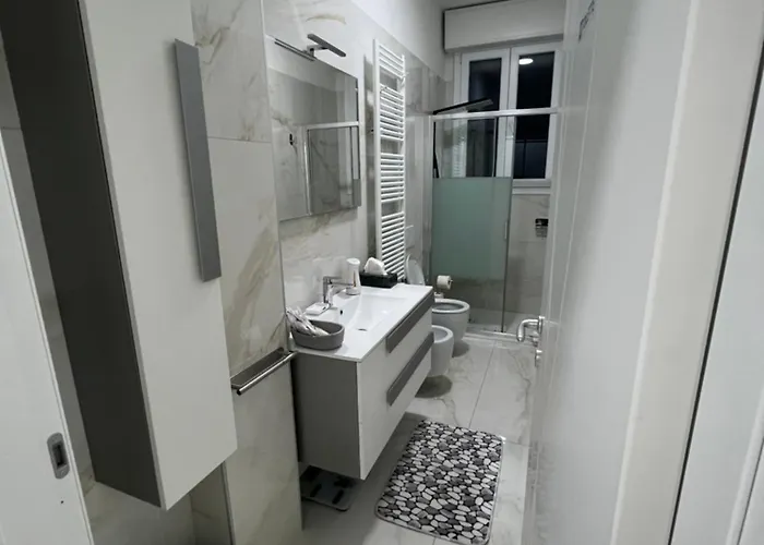 بيت ضيافة Lupo Luxury بولونيا