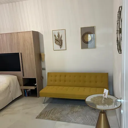 Lupo Luxury Pensión Bolonia